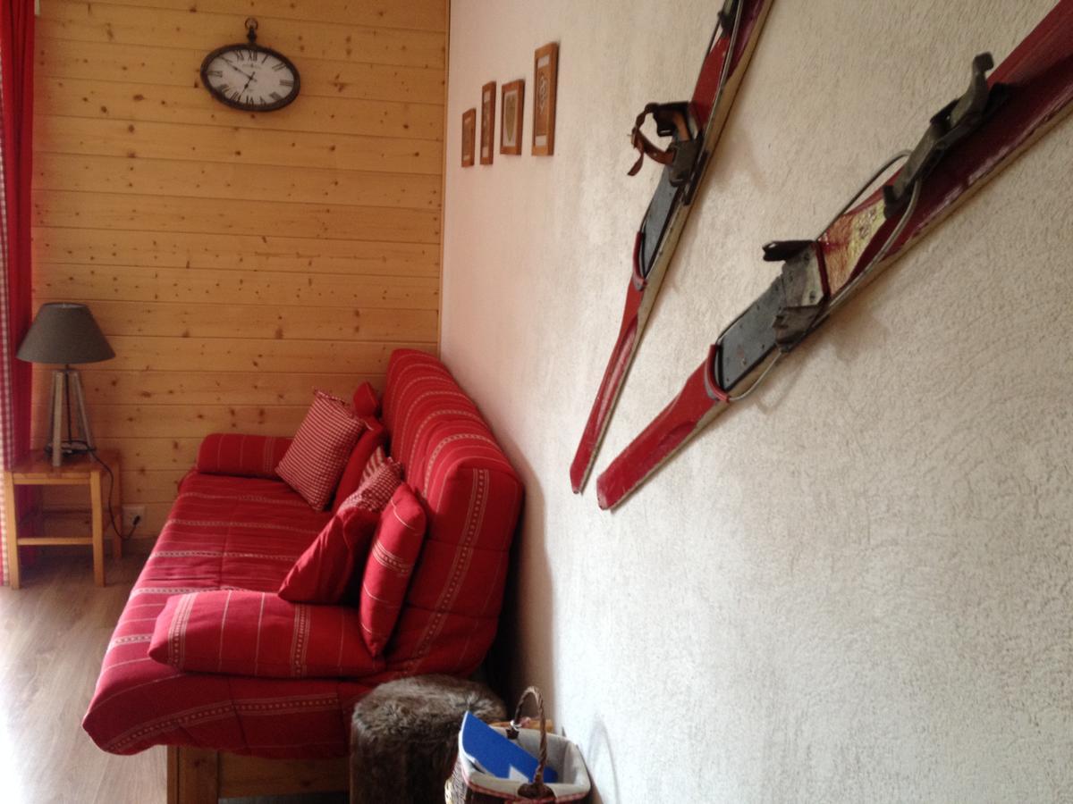 Romantic Chalet-Style Flat With Mountain View Torgon Kültér fotó